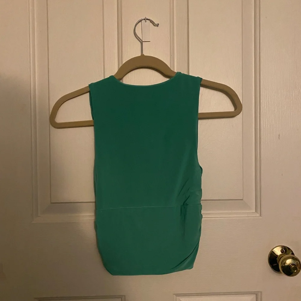 Top - Picture 5 of 5